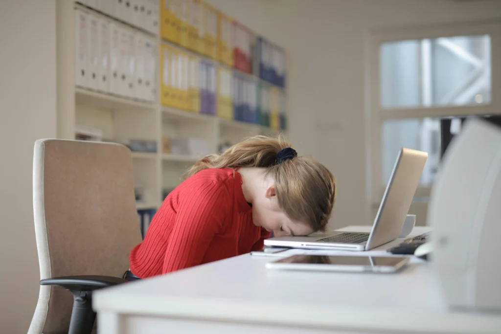 Helping Teenagers Cope with Academic and Social Pressure 3 Social-Pressure